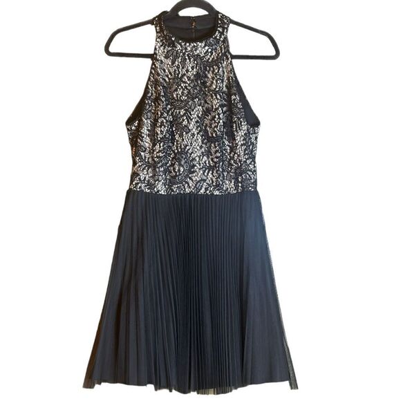 XSCAPE Black Pleated Skirt With Lace Halter Top Evening Cocktail Dress Sz 10 📦 - Picture 8 of 8